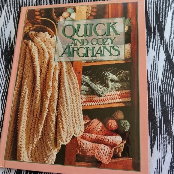 Quick & Cozy Afghans Crochet Crocheting - Picture 1 of 6